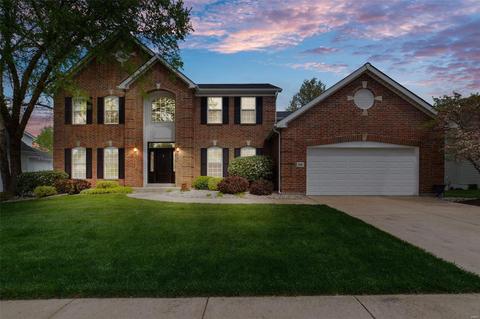 606 Castle Ridge Dr, Ballwin, MO 63021 photo 1
