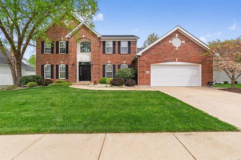 606 Castle Ridge Dr, Ballwin, MO 63021 photo 2