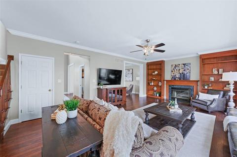606 Castle Ridge Dr, Ballwin, MO 63021 photo 9