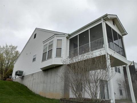 970 Gandolf Way, Eureka, MO 63025 photo 2
