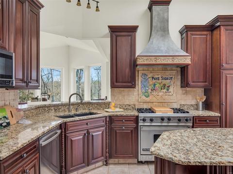 986 Timber Glen Ln, Ballwin, MO 63021 photo 13