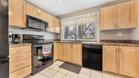 361 Bellestri Dr, Ballwin, MO 63021 photo 8