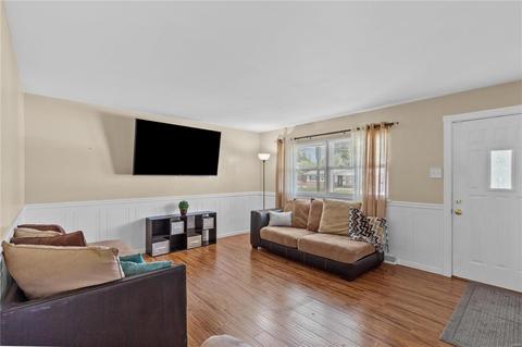 704 Darby Dr, O'fallon, MO 63366 photo 7