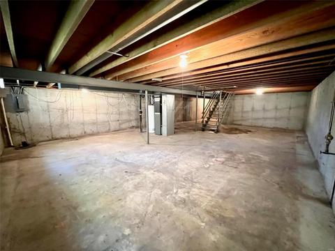 568 Larksmore Ct, Manchester, MO 63021 photo 11