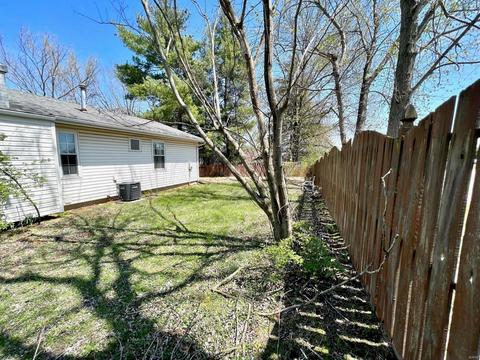 568 Larksmore Ct, Manchester, MO 63021 photo 12