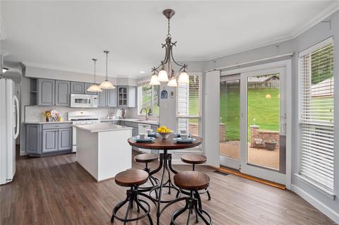 423 Stryker Ct, Ballwin, MO 63021 photo 14