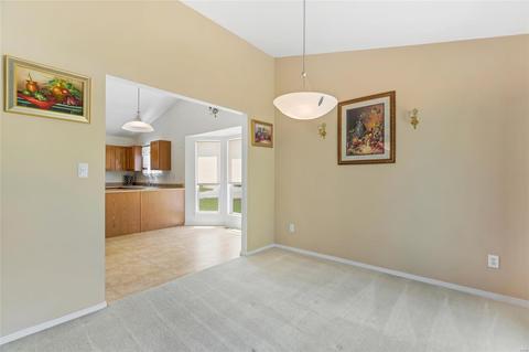 101 Chantry Dr, O'fallon, MO 63366 photo 6