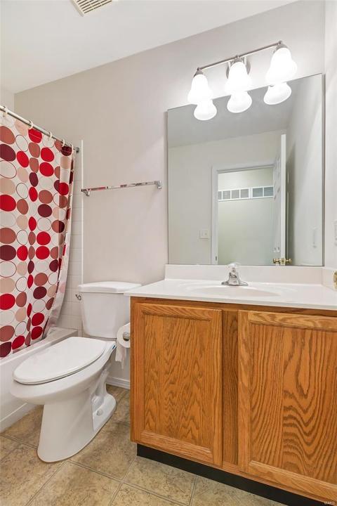 101 Chantry Dr, O'fallon, MO 63366 photo 14