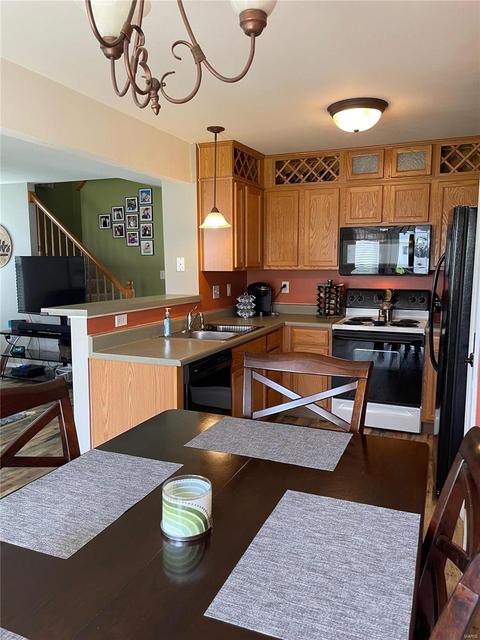278 Tyndale Dr, O'fallon, MO 63366 photo 7