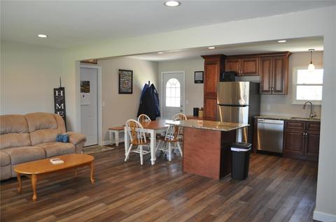 16 N Meadow Dr, O'fallon, MO 63366 photo 5
