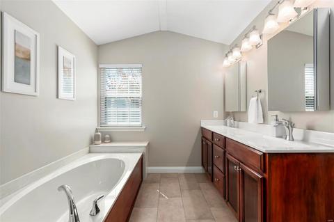 9 Waldens Pne, Ballwin, MO 63011 photo 30