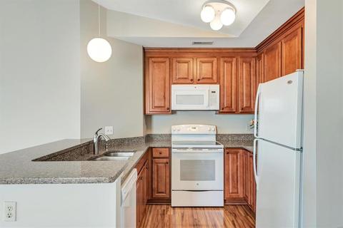 1310 Crossings Ct #D, Ballwin, MO 63021 photo 8