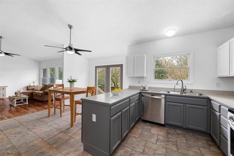 7 Wales Ct, O'fallon, MO 63366 photo 9