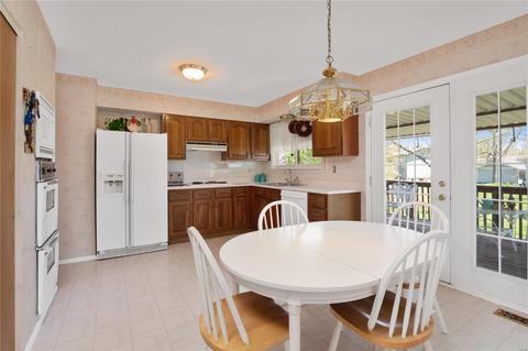 466 Cortequay Ct, Manchester, MO 63021 photo 11