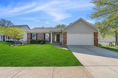512 Rockwood Parc Ct, Eureka, MO 63025 photo 1