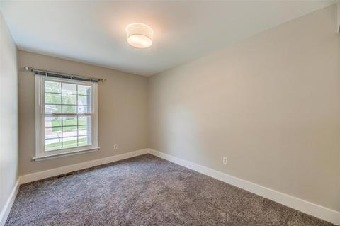 2 Somme Ct, Manchester, MO 63021 photo 13