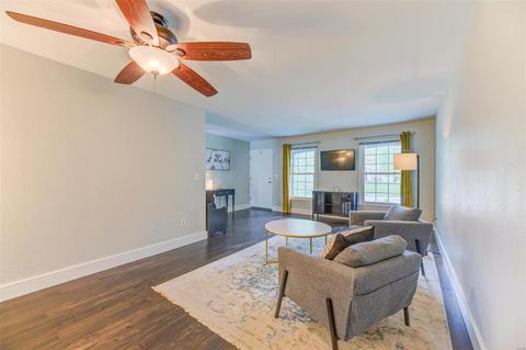 2 Somme Ct, Manchester, MO 63021 photo 3