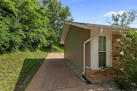 2 Newfield Ct, Ballwin, MO 63011 photo 37