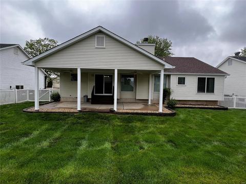 1821 Highgrove Dr, O'fallon, MO 63366 photo 35
