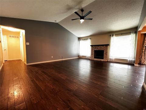 1821 Highgrove Dr, O'fallon, MO 63366 photo 6