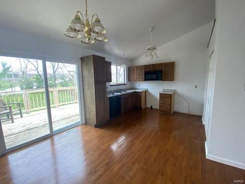 5 Fair Isle Ct, Ellisville, MO 63021 photo 4