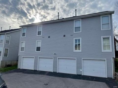 1636 Whispering Crk #A, Ballwin, MO 63021 photo 17