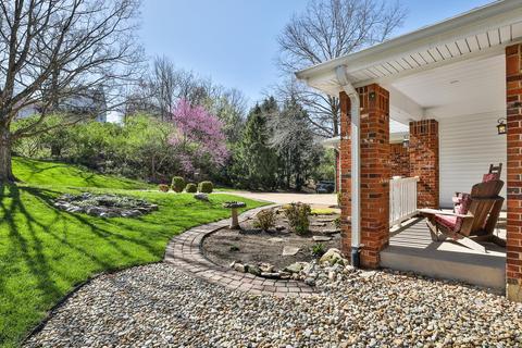 515 Woodhill Estates Dr, Ellisville, MO 63021 photo 4