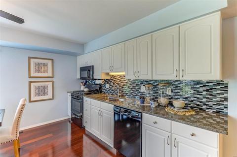 271 Cedar Village Ct, Ballwin, MO 63021 photo 8
