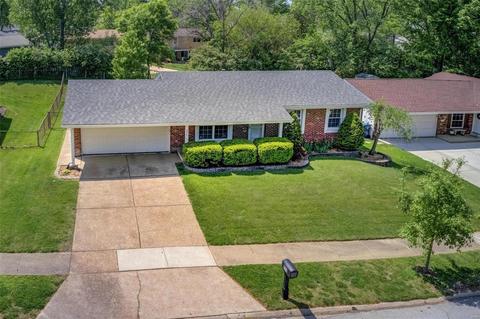271 Cedar Village Ct, Ballwin, MO 63021 photo 21
