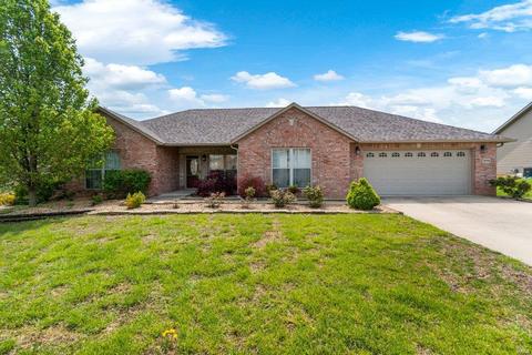 370 Briar Crest Dr, Jackson, MO 63755 photo 1