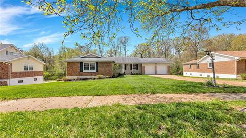 325 Wildforest Ct, Ballwin, MO 63011 photo 42