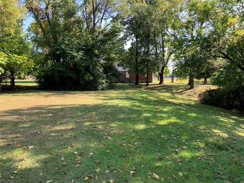 419 N Main St, O'fallon, MO 63366 photo 2