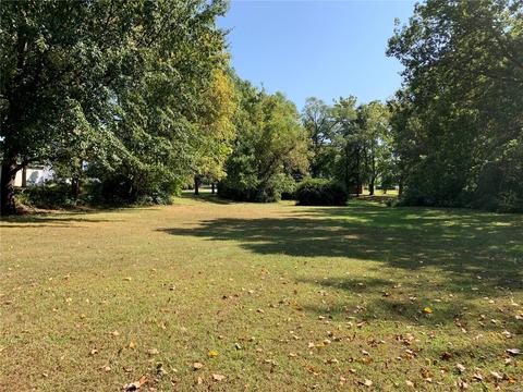 419 N Main St, O'fallon, MO 63366 photo 3