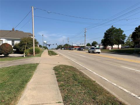 419 N Main St, O'fallon, MO 63366 photo 5