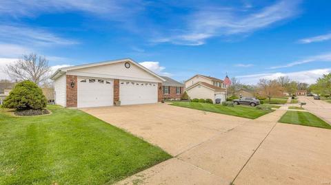 263 Brougham Dr, O'fallon, MO 63368 photo 5