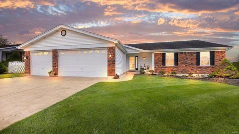 263 Brougham Dr, O'fallon, MO 63368 photo 1