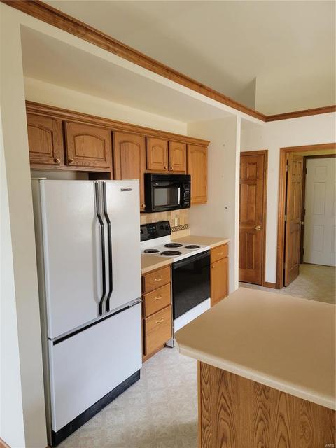 809 Elaine Dr, O'fallon, MO 63366 photo 8