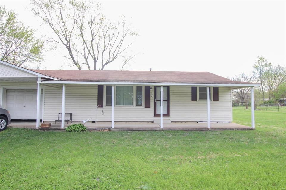834 Old Springfield Rd, Bourbon, MO 65441 12 Photos MLS 22025216