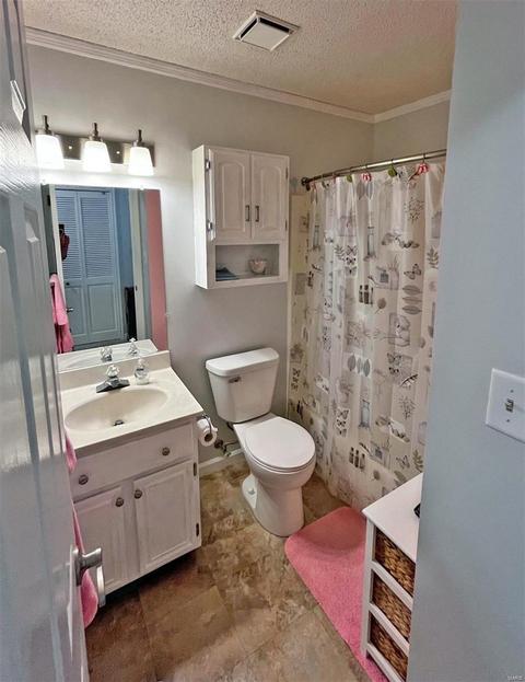 1086 Saint Matthew Ave, O'fallon, MO 63366 photo 16