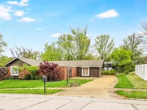 497 Maymont Dr, Ballwin, MO 63011 photo 1
