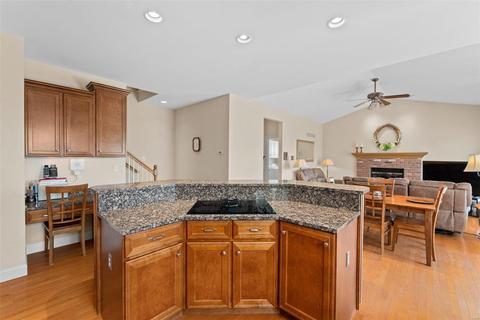 68 Red Stone Ct, O'fallon, MO 63368 photo 8