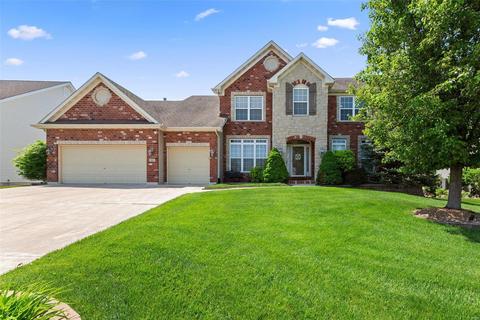 68 Red Stone Ct, O'fallon, MO 63368 photo 2