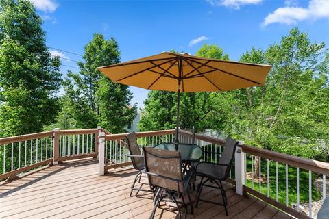 68 Red Stone Ct, O'fallon, MO 63368 photo 4