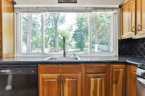 1194 Wicklow Rd, Ballwin, MO 63021 photo 17