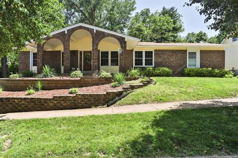 1194 Wicklow Rd, Ballwin, MO 63021 photo 1