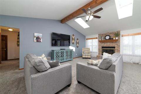 5336 Pinefield Dr, Saint Charles, MO 63304 photo 4