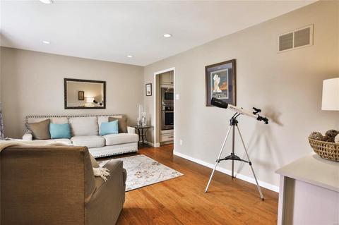 821 Pebblefield Ter, Manchester, MO 63021 photo 6