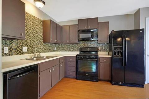 810 Daffodil Ct, O'fallon, MO 63366 photo 6