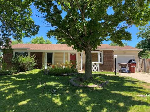 1718 Pebble Brook Dr, O'fallon, MO 63366 photo 1