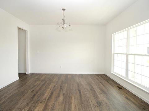 17514 Wyman Ridge Dr, Eureka, MO 63025 photo 4